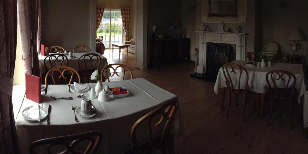 סווינפורד Deerpark Manor Bed And Breakfast מראה חיצוני תמונה
